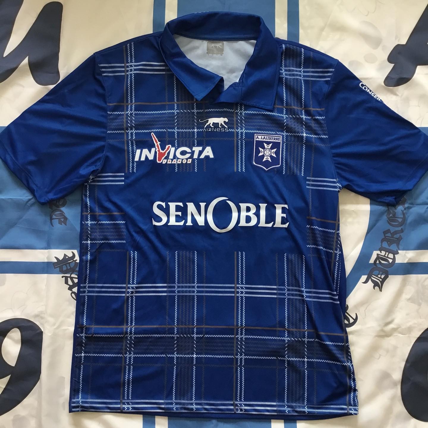 Maillot Exterieur AJ Auxerre 2010-11