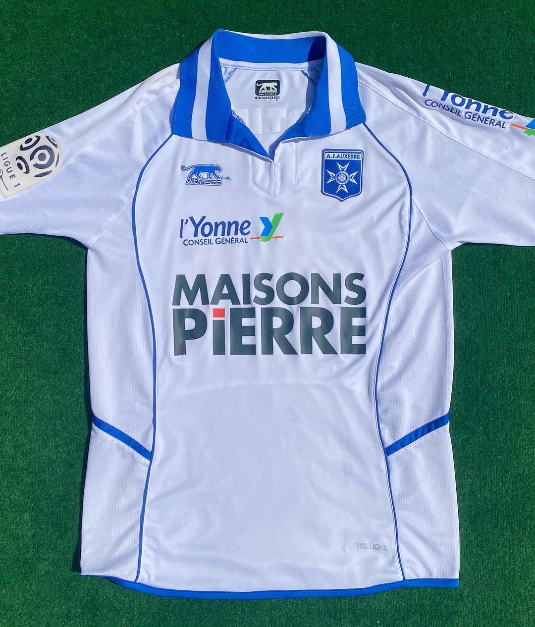 Maillot Domicile AJ Auxerre 2011-12