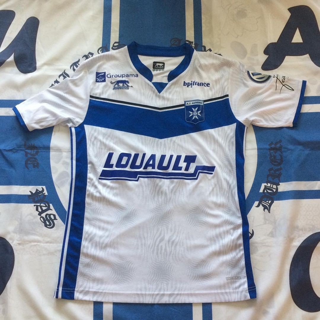 Maillot Domicile AJ Auxerre 2016-17