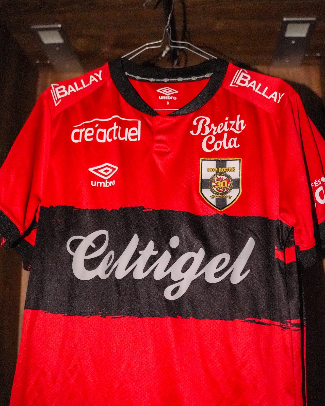 Maillot Anniversaire Guingamp 2023-24